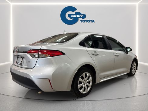 Used 2024 Toyota Corolla LE FWD image 7