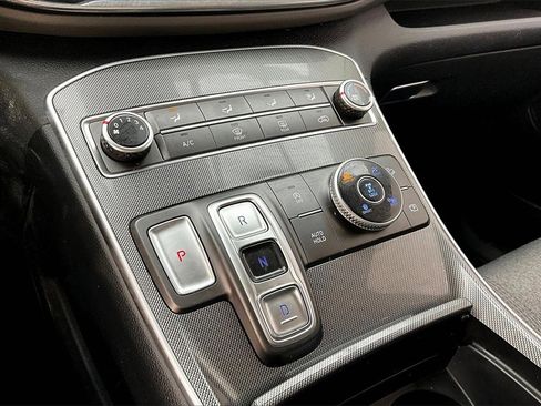 Used 2023 Hyundai Santa Fe SE image 31