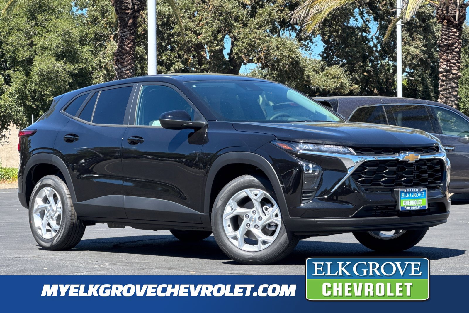 New 2026 Chevrolet Trax LS w/ LS Convenience Package FWD image 1