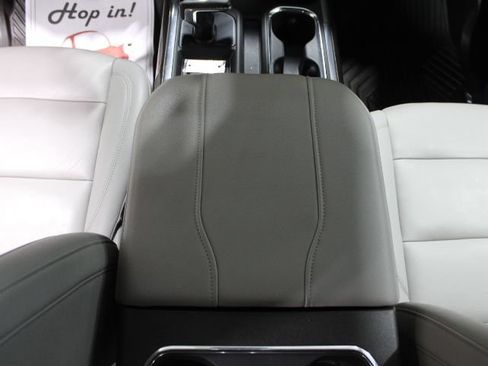 Used 2024 Chevrolet Silverado 1500 RST w/ All Star Edition Plus AWD/4WD image 33