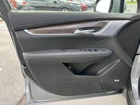 New 2025 Cadillac XT6 Sport w/ Platinum Package image 14
