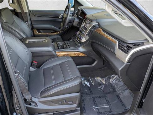 Used 2015 GMC Yukon Denali w/ Premium Package image 24