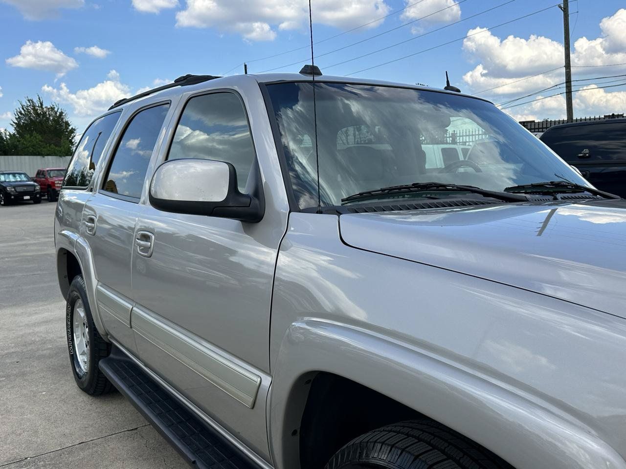 Used 2004 Chevrolet Tahoe LT w/ LT Preferred Equipment Group AWD/4WD image 10
