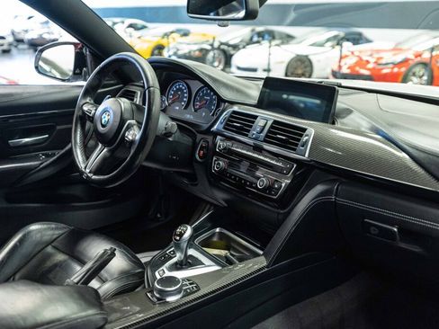 Used 2018 BMW M4 Coupe RWD image 13