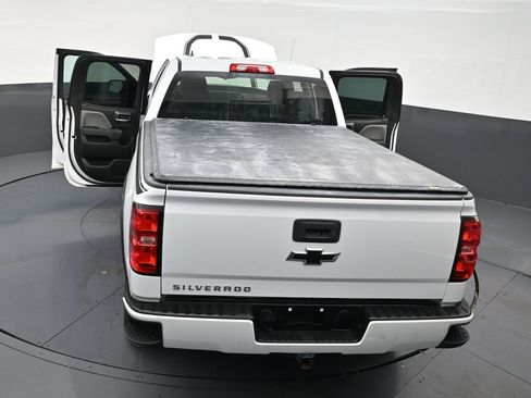 Used 2018 Chevrolet Silverado 1500 Custom w/ Custom Value Package image 32