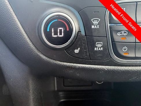 Used 2019 Chevrolet Equinox LT FWD image 15