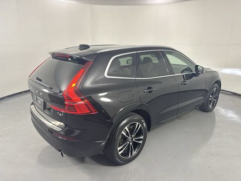 Used 2019 Volvo XC60 T6 Momentum w/ Multimedia Package AWD/4WD image 37