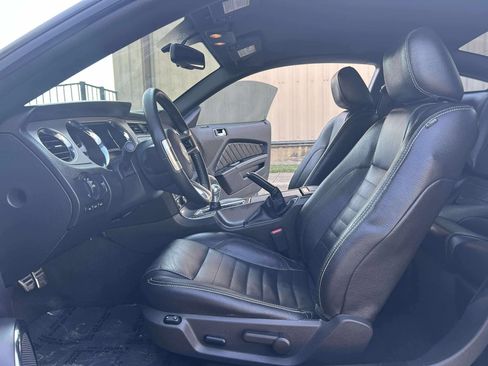 Used 2011 Ford Mustang Premium w/ 203A Rapid Spec Order Code image 12