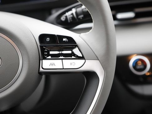 New 2026 Hyundai Elantra Sport image 17