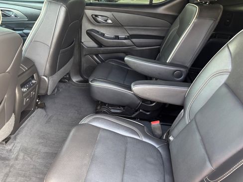 Used 2022 Chevrolet Traverse Premier w/ LPO, 'HIT The Road' Package image 18