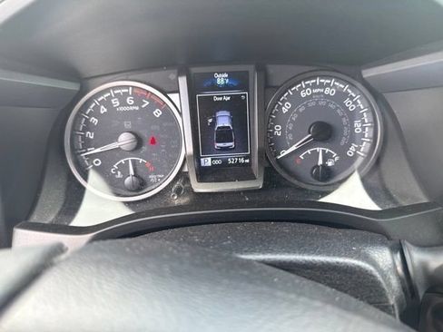 Used 2021 Toyota Tacoma TRD Off-Road AWD/4WD image 42