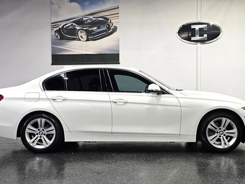 Used 2018 BMW 328d Sedan RWD image 25