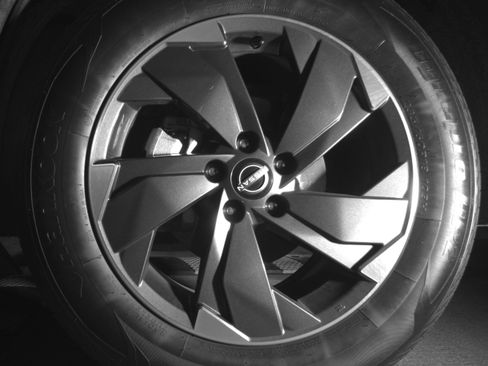 Used 2025 Nissan Rogue SV AWD/4WD image 12
