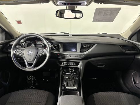 Used 2019 Buick Regal Preferred w/ Driver Confidence Package I FWD image 16