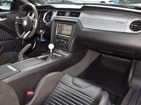 Used 2013 Ford Mustang Shelby GT500 image 18