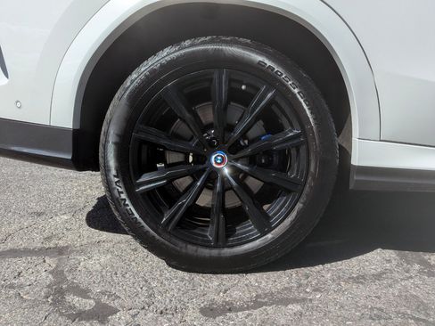 Used 2023 BMW X6 M50i w/ Executive Package image 54