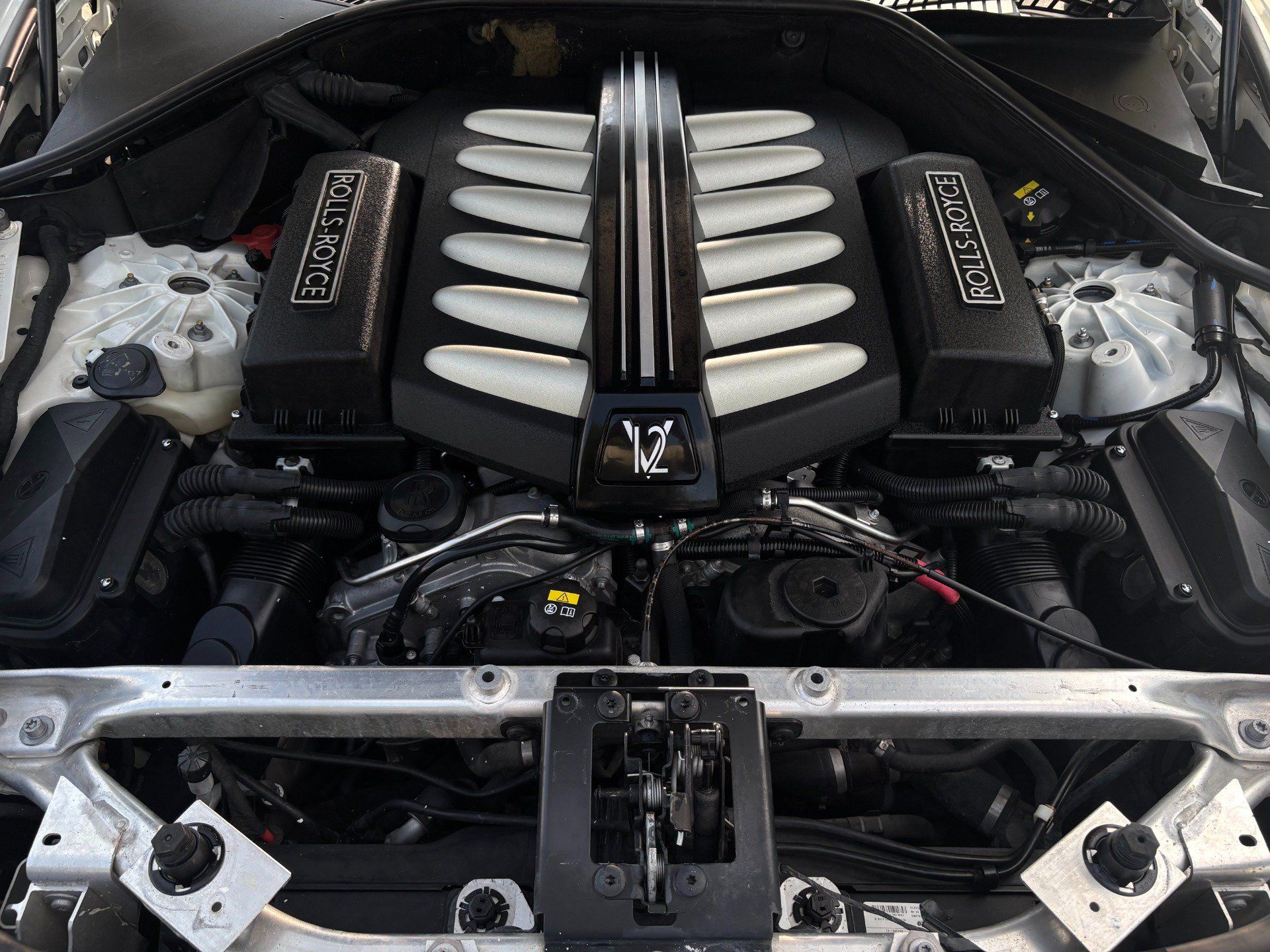 Used 2016 Rolls-Royce Wraith RWD image 65