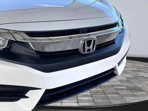 Used 2017 Honda Civic EX image 30