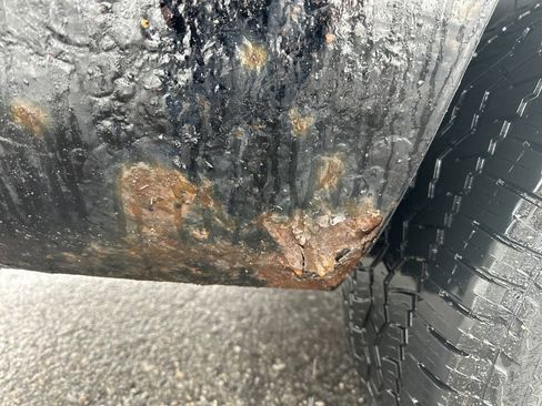 Used 2011 Chevrolet Avalanche LT w/ Luxury Package image 17