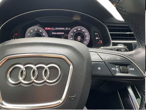 Used 2023 Audi Q7 2.0T Premium w/ Convenience Package AWD/4WD image 44
