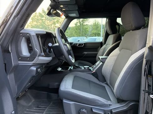 Used 2022 Ford Bronco 4-Door AWD/4WD image 9