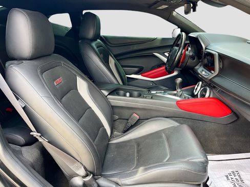 Used 2023 Chevrolet Camaro SS RWD image 28