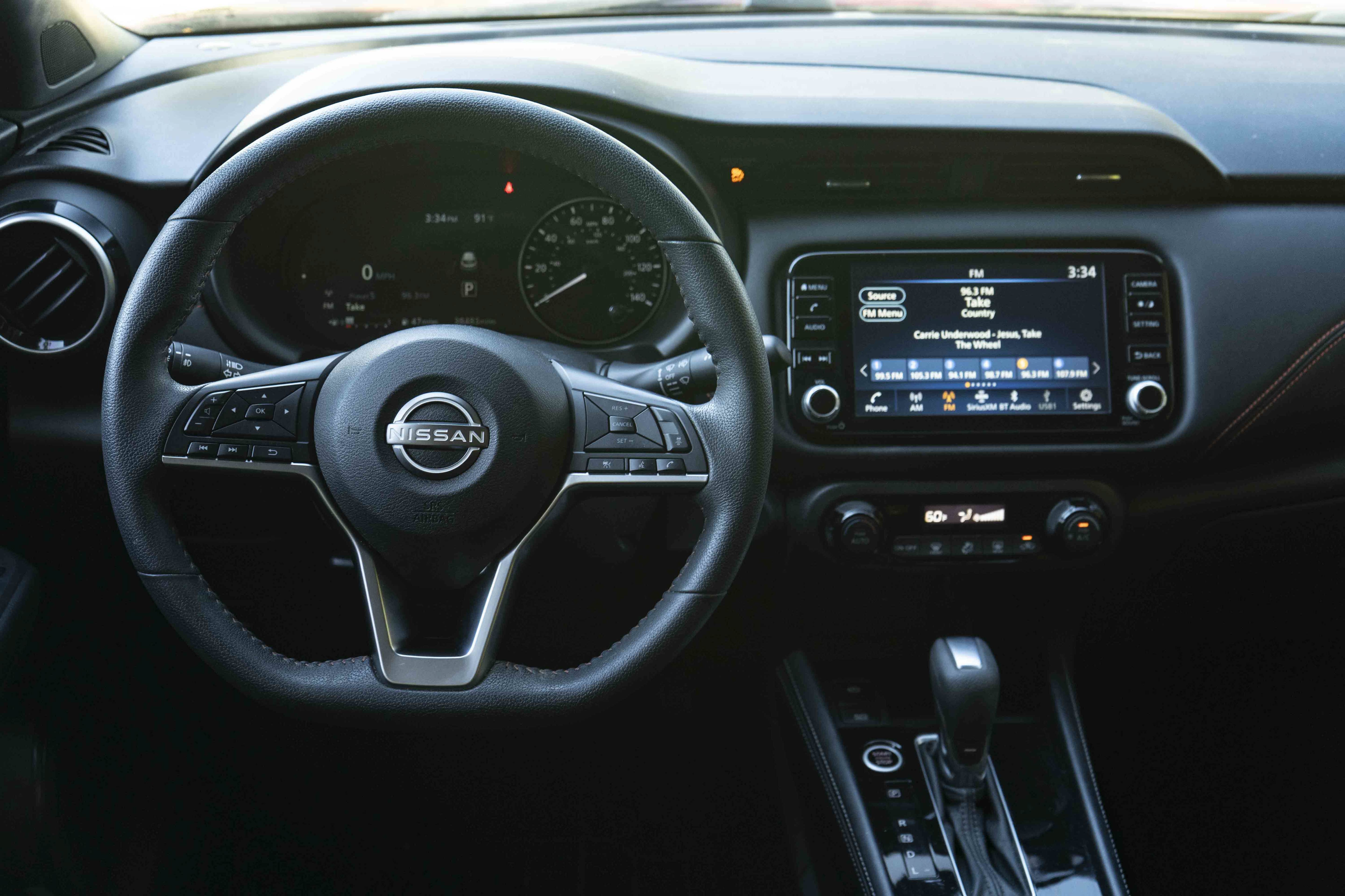 Used 2023 Nissan Kicks SR FWD image 19