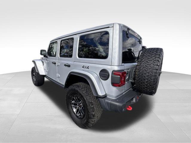 Used 2024 Jeep Wrangler Unlimited Rubicon AWD/4WD image 5