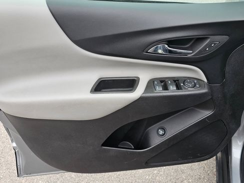 Used 2024 Chevrolet Equinox LT image 25