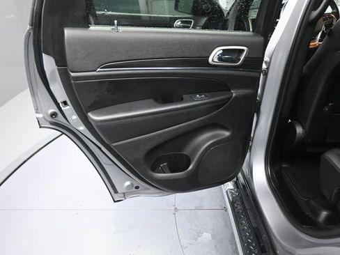 Used 2020 Jeep Grand Cherokee Limited w/ Luxury Group II AWD/4WD image 75