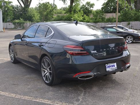 Used 2025 Genesis G70 2.5T RWD image 6