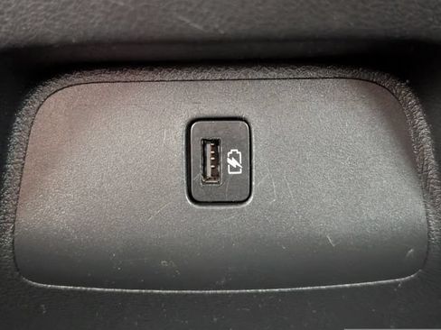Used 2022 Nissan Sentra SR w/ Lighting Package FWD image 26