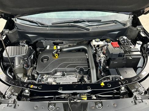Used 2025 Chevrolet Equinox LT w/ Convenience Package II image 29