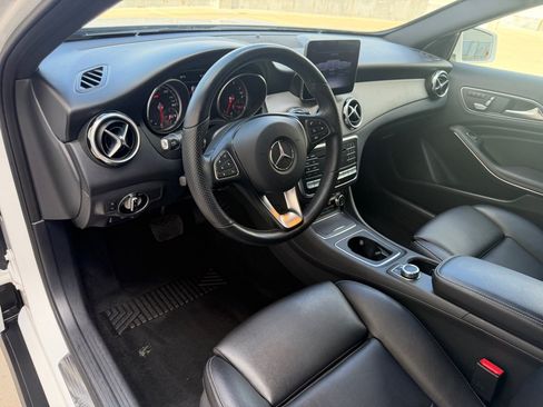 Used 2019 Mercedes-Benz GLA 250 4MATIC image 11