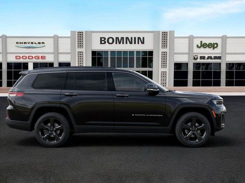 New 2026 Jeep Grand Cherokee L Limited w/ Limited Altitude Package AWD/4WD image 21