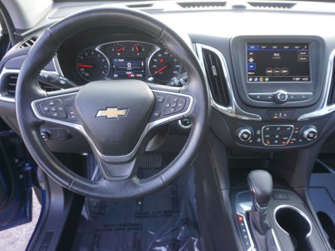 Used 2022 Chevrolet Equinox LT image 9