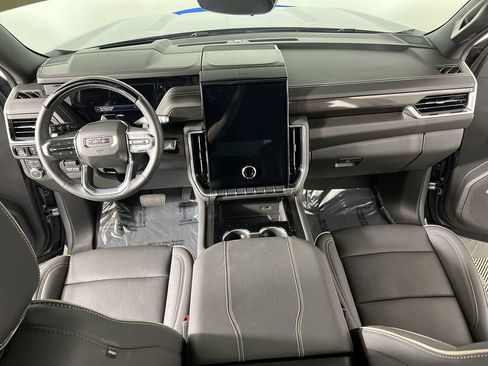 Certified 2025 GMC Yukon Elevation w/ Elevation Premium Package AWD/4WD image 21