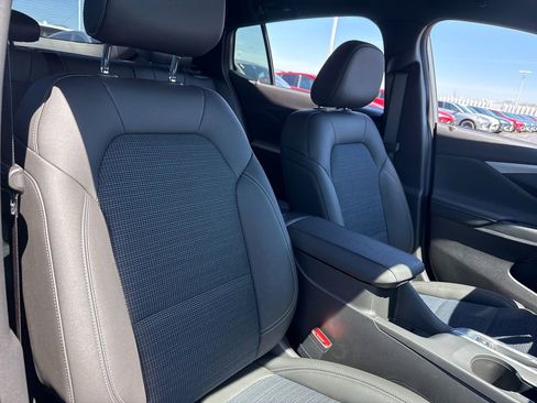 New 2026 Buick Envista Preferred FWD image 36