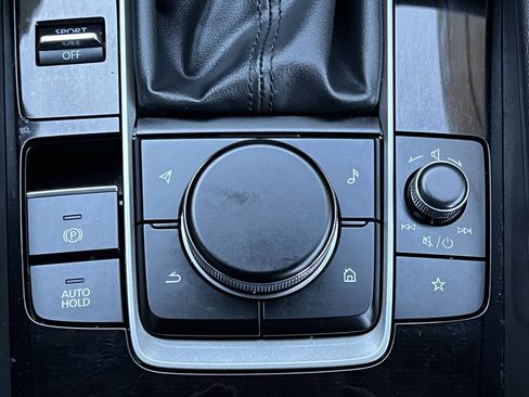 Used 2024 MAZDA MAZDA3 s image 26