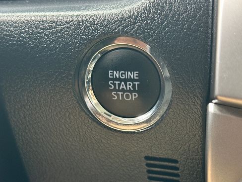 Used 2024 Toyota 4Runner SR5 Premium image 23