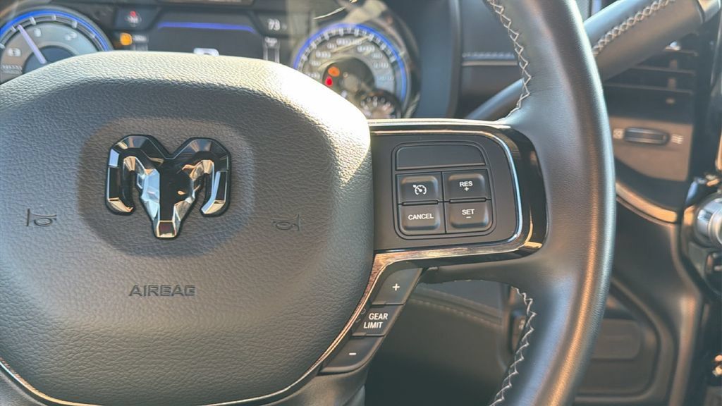 Used 2022 RAM 2500 Limited w/ Night Edition AWD/4WD image 21