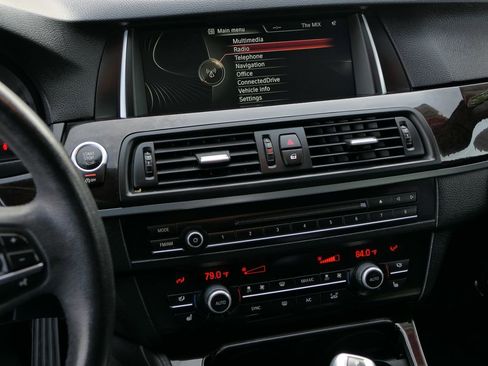 Used 2014 BMW 528i Sedan image 19