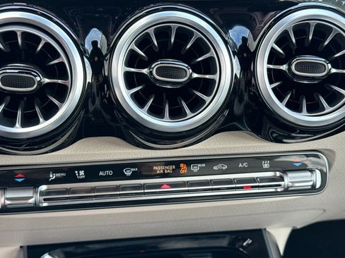 Certified 2024 Mercedes-Benz EQB 300 4MATIC image 27