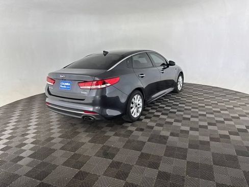 Used 2017 Kia Optima LX w/ Option Group 014 FWD image 7