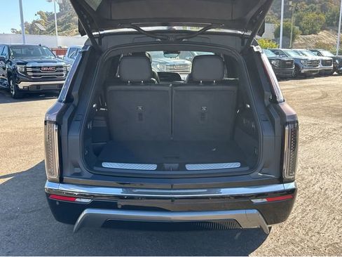 New 2026 Cadillac Vistiq Luxury AWD/4WD image 31