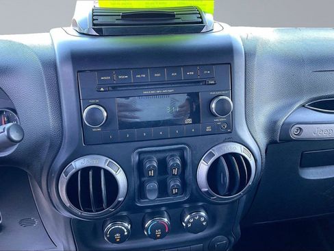 Used 2012 Jeep Wrangler Sport AWD/4WD image 7