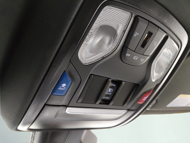 Used 2025 RAM 1500 Big Horn AWD/4WD image 40