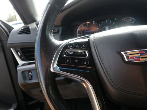 Used 2019 Cadillac Escalade Platinum w/ Escalade Sport Edition image 15