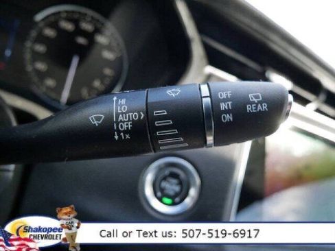 Used 2020 Cadillac XT4 Premium Luxury image 19