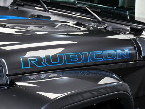 Used 2022 Jeep Wrangler Unlimited Rubicon 4xe w/ Cold Weather Group image 78